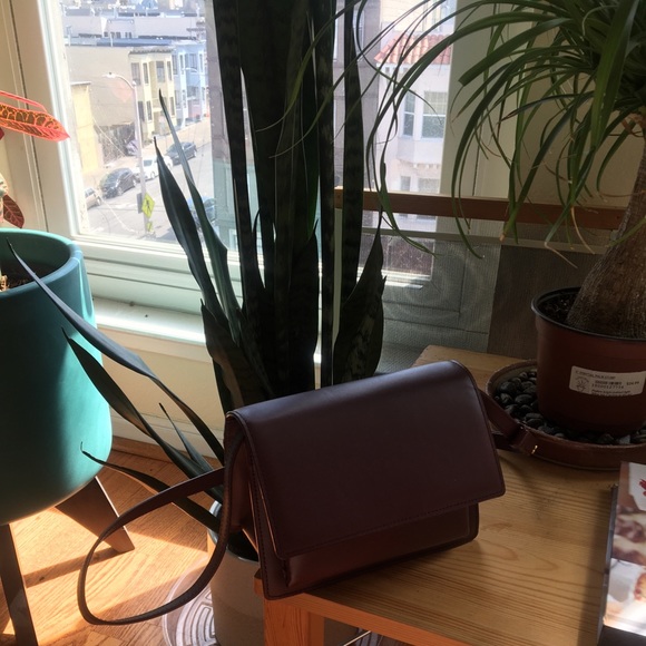 Crossbody bag ( three different ways to carry) - Picture 2 of 8